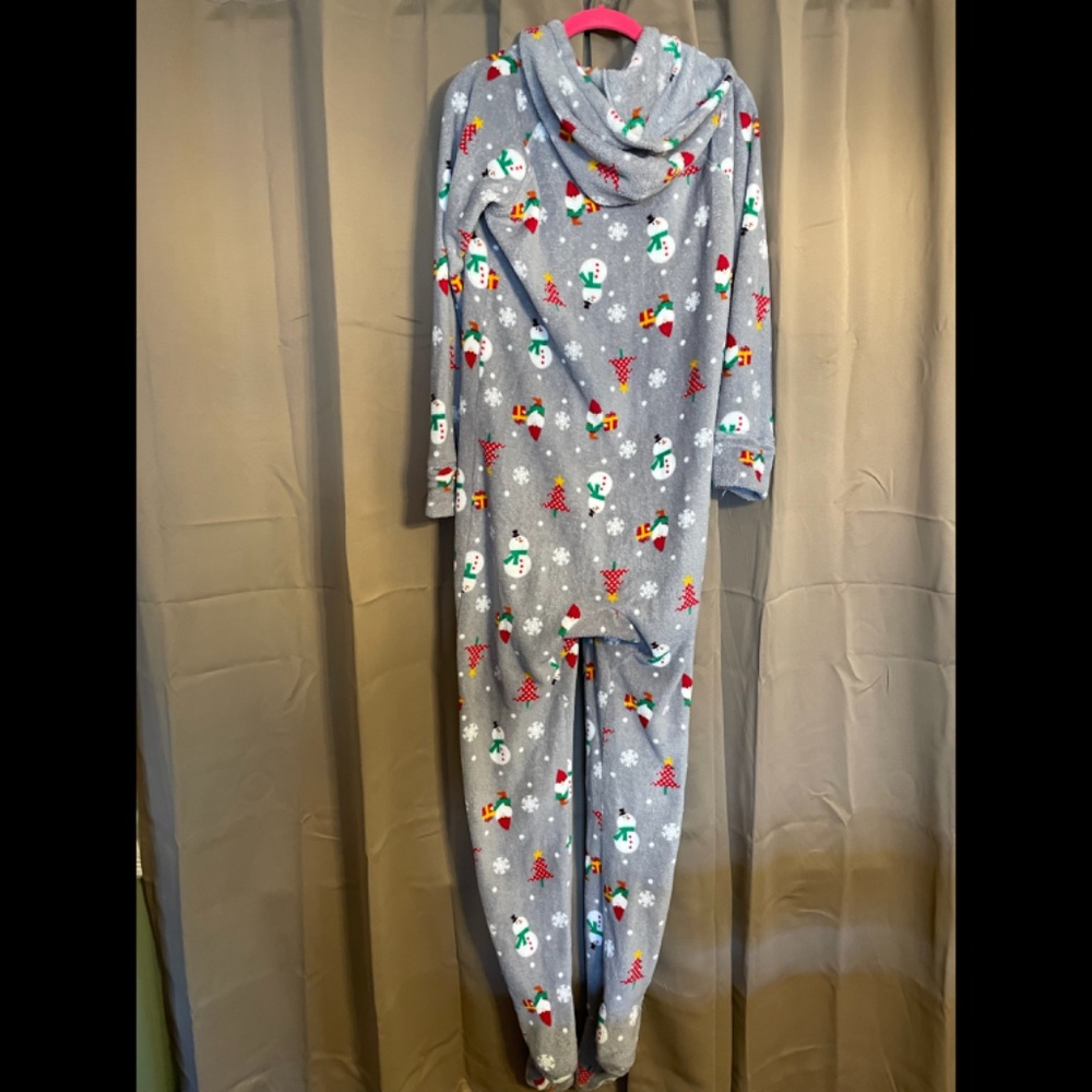 Macy's FAMILY PJs - Picture 2 of 4
